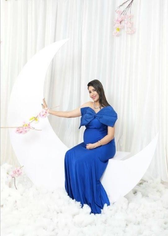 G2124, Royal Blue Body Fit Maternity Shoot Trail Gown, Size (All) – Style  Icon www.dressrent.in