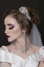 Load image into Gallery viewer, W151 (2) White Off-Shoulder Veil Princess Trail Wedding Gown, Size (XS-30 to XL-40)