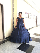 Load image into Gallery viewer, G132 (4), Navy Blue Satin Off Shoulder Trail Ball gown, Size (XS-30 to XL-40)