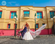 Load image into Gallery viewer, W151 (2) White Off-Shoulder Veil Princess Trail Wedding Gown, Size (XS-30 to XL-40)