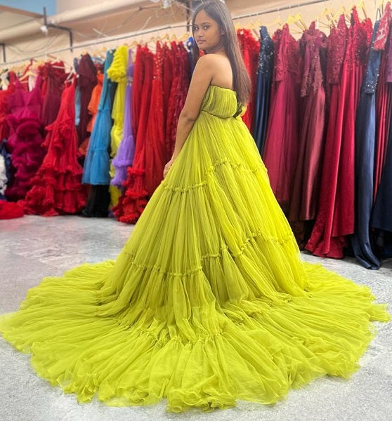 G819, Kiwi Green Prewedding One Shoulder Gown, Size (All)pp  Style Icon  www.dressrent.in