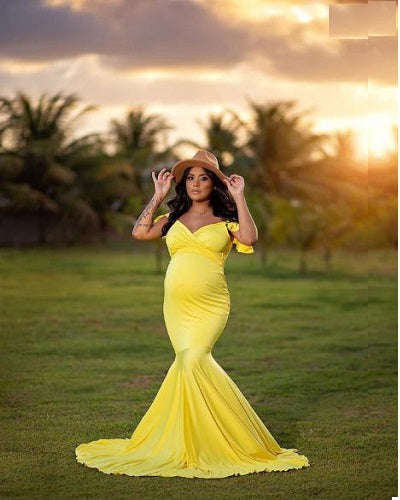 G547 Yellow Body Fit Maternity Shoot Gown Size ALL pp Style Icon www.dressrent.in