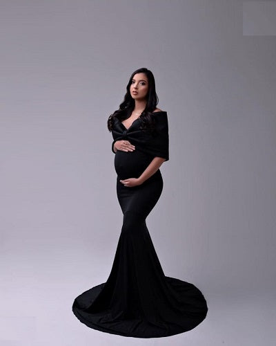 G1003,(2) Black Slit Cut Maternity Shoot Trail Gown, Size (ALL)