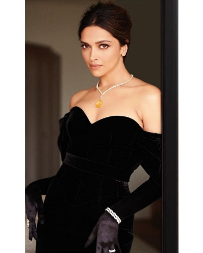 fish cut black dress Black Fish-Cut Gown with Beadwork Embroidery Tavanjo