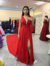 Load image into Gallery viewer, G938, Red Infinity Trail Prewedding Shoot  Gown (p)