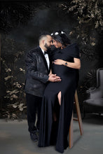 Load image into Gallery viewer, G1003,(1) Black Slit Cut Maternity Shoot Trail Gown, Size (ALL)