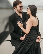 Load image into Gallery viewer, G975(2), Black One Shoulder Prewedding Long Trail Gown, Size (All)