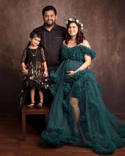 G2117, Bottle Green Ruffled Maternity Shoot Gown With Inner, Size (All)pp