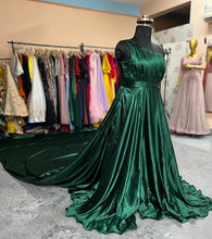 Load image into Gallery viewer, G456, Bottle Green Satin Slit cut Pre Wedding Shoot Long Trail Gown, Size (All)pp