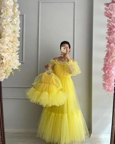 G663, Yellow multi-layered frill Mother Daughter Shoot Gown, Size(All)pp