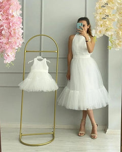 W664, White Ruffled Mother Daughter Shoot Gown, Size (All)pp