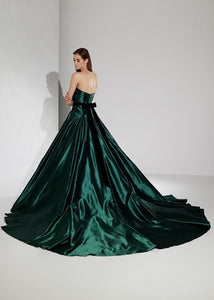 G988, Bottle Green Satin Pre Wedding Shoot Long Trail Gown, Size (All)pp
