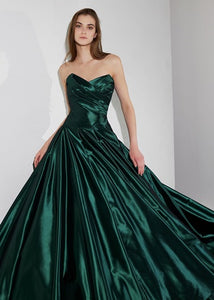 G988, Bottle Green Satin Pre Wedding Shoot Long Trail Gown, Size (All)pp