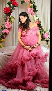 G1041, Onion Peach Ruffled Maternity Shoot Trail Gown, Size(All)