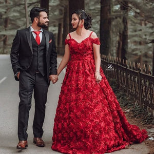 G437, Luxury Red Lace Foral PreWedding Long trail Gowns, Size (XS-30 to L-38)