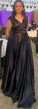 Load image into Gallery viewer, G550 (2), Black satin slit cut prewedding shoot long trail gown, Size (All)