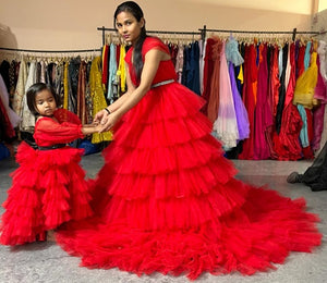G4040 , Mother Daughter Red Ruffle Long Trail Shoot Gown, Size (All)
