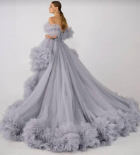 Load image into Gallery viewer, G3004, Grey Short Ruffled Prewedding Shoot Gown,(All Size)pp