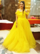 Load image into Gallery viewer, G738, Luxury Yellow Cindrella Princess Big Ball Gown, Size (ALL)