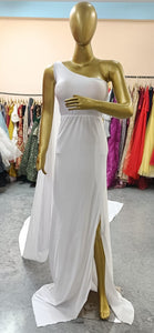 W2012, White One Shoulder Body Fit Maternity Shoot Trail Gown Size (All)