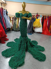 Load image into Gallery viewer, G1035, Bottle Green  Long Trail Body Fit Gown (All Sizes)