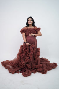 G925, Brown Ruffled Maternity Shoot Gown, Size (All)