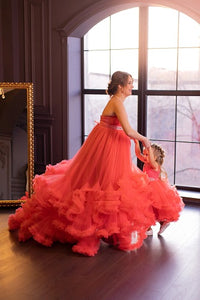 G523, Red Tube Ruffled Mother-Daughter Shoot Trail Gown Size (All)pp
