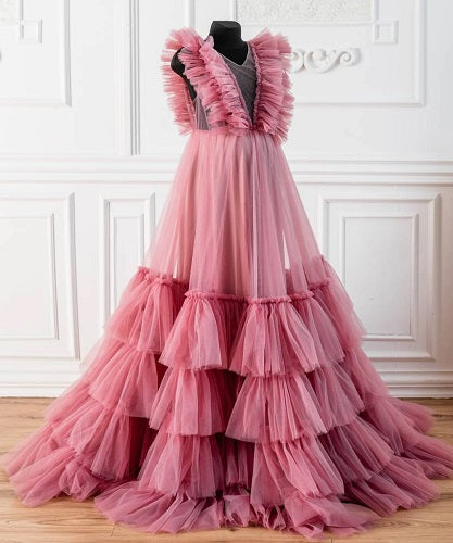 G633, Peach Ruffled Shoot Trail Gown Size (All)pp