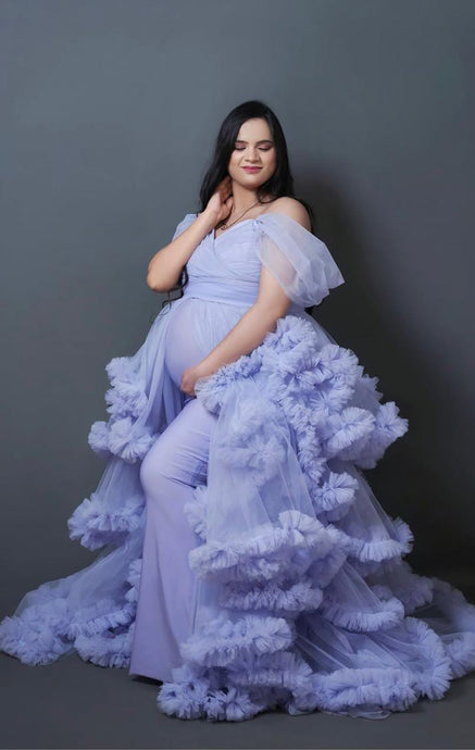 G3400, Perwinkle Lavender Ruffled Frill Maternity Shoot  Trail Gown, Size (All)pp