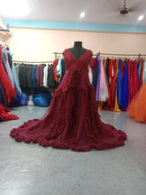 Load image into Gallery viewer, G433, Dark Wine Ruffled  Maternity Shoot Trail Gown With Inner, Size (All Sizes)