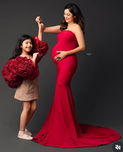 Load image into Gallery viewer, G5025, Red wine Hand Frill Trail Body Fit Gown (All Sizes)pp