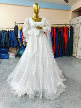 Load image into Gallery viewer, W260, White Organza  Trail Gown, Size: All