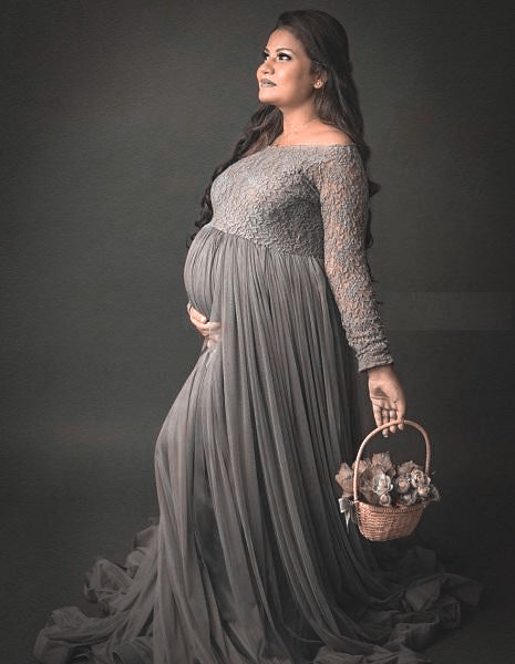 G445  Grey Prewedding Shoot Trail Gown, Size (All)