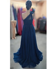 Load image into Gallery viewer, G319 (3), Blue One Shoulder Prewedding Shoot  Gown, Size (All)