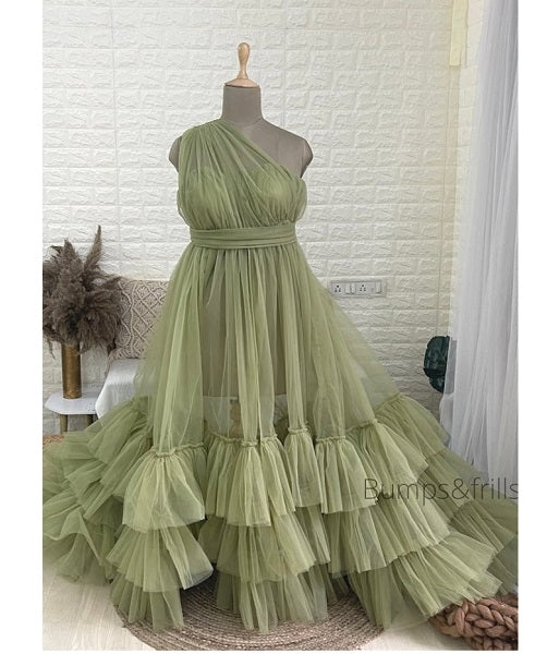 G845, Green Ruffled Maternity Shoot  Gown, Size (All)