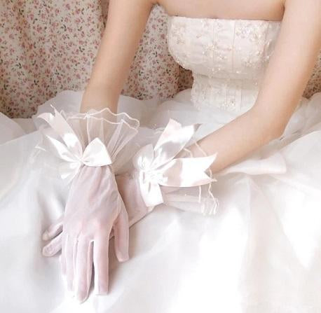 White Bow Gloves