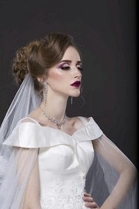 W151 (2), White Off-Shoulder Veil Princess Trail Wedding Gown, Size (XS-30 to XL-40)