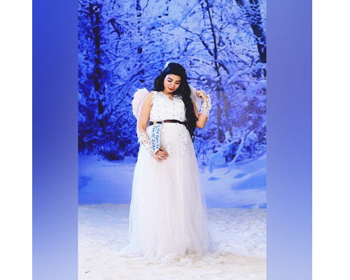 W154, White Maternity Shoot Trail Baby Shower Gown, Size (XS-30 to XXL-44)
