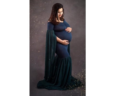 G281 (2), Green Long Sleeves Trail  Lycra Fit Gown, Size(ALL)