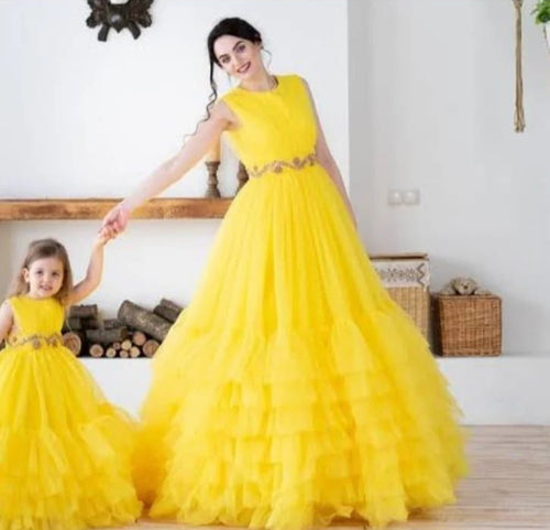 G551, Yellow multi-layered frill Mother Daughter Dress, Size(All)