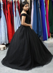 G746 (3), Black Luxury Semi Off Shoulder Ball Gown, Size (XS-30 to XL-35)
