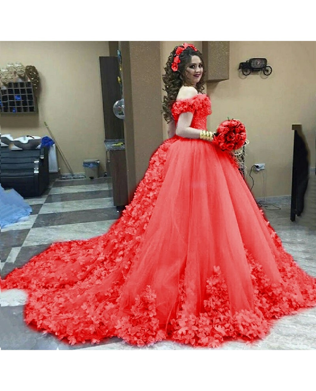G537, Luxury Red Flower Prom PreWedding trail Gowns, Size (XS-30 to L-38)