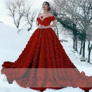 G437, Luxury Red Lace Foral PreWedding Long trail Gowns, Size (XS-30 to L-38)