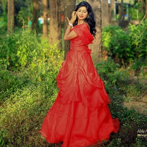 G142, Red Hood Trail Ball Gown, Size (XS-30 to L-36)