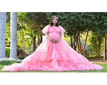 Load image into Gallery viewer, G555, Peach Ruffled Maternity Shoot  Gown, Size(All)