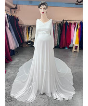 Load image into Gallery viewer, G444, White Trail Pre Wedding Shoot  Gown, Size (All)pp