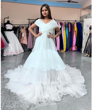 Load image into Gallery viewer, W55, White Ruffled Pre Wedding Shoot Gown, Size (All)