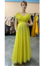 Load image into Gallery viewer, G622 (2), Yellow Maternity Shoot  Gown, Size (All)