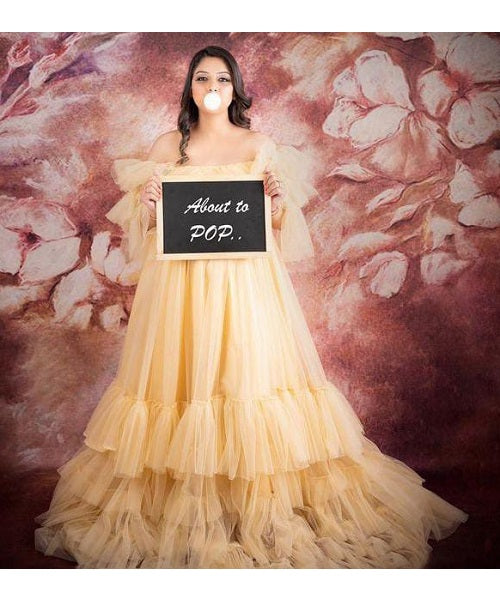 G15, Ivory Ruffled Maternity Shoot  Gown, Size (ALL)pp