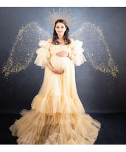 Load image into Gallery viewer, G15, Ivory Ruffled Maternity Shoot  Gown, Size (ALL)pp